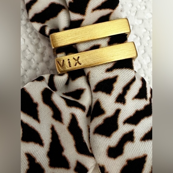 ViX by Paula Hermanny Remy Bia Printed Bikini Top only Small Brown & White Logo - Picture 10 of 12